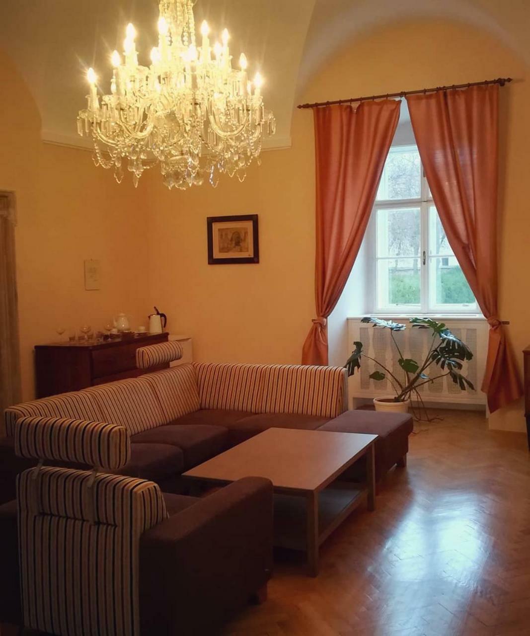 Zamek Nové Město nad Metují Exterior foto